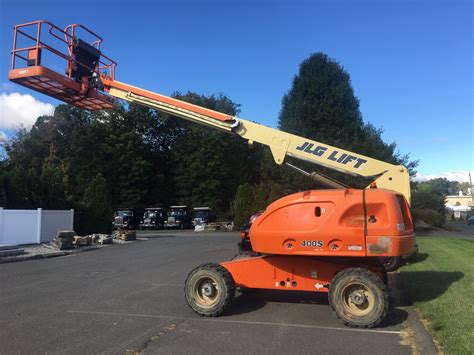 telescopic boom lift rental